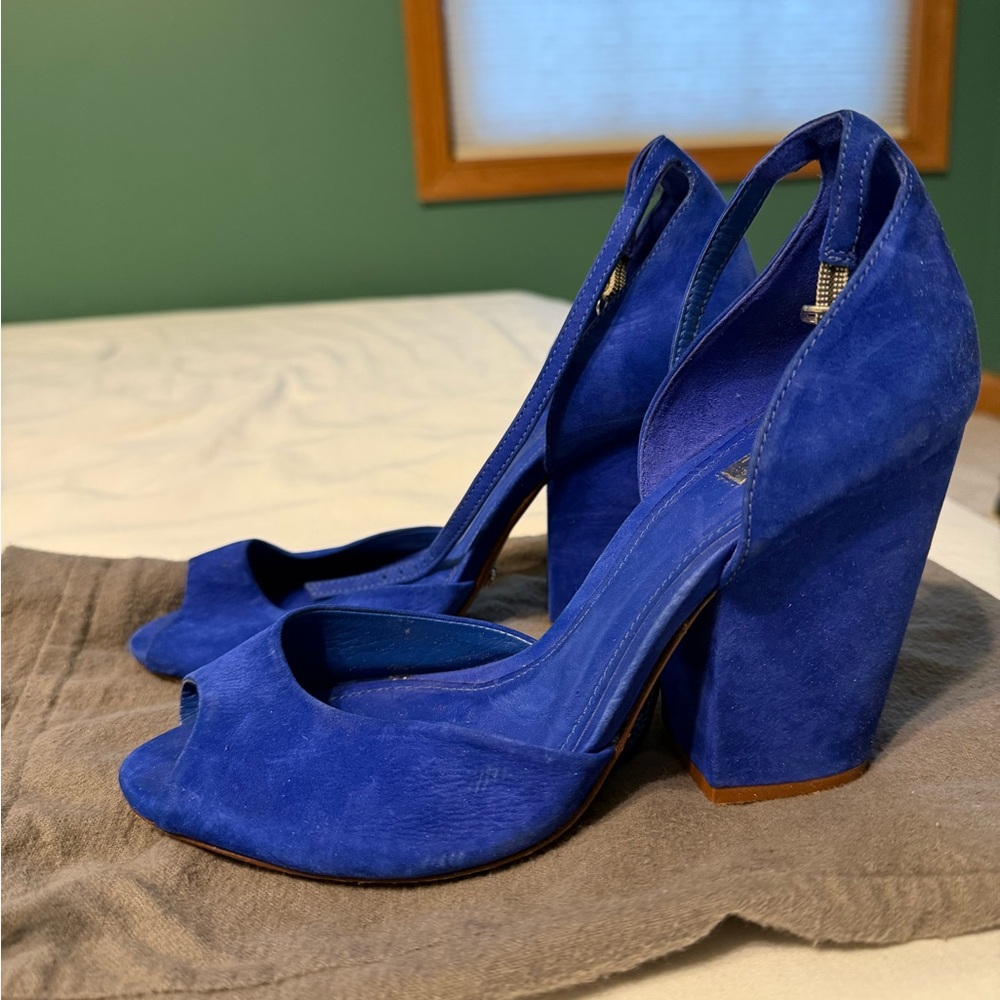 Schutz blue block peep toe heel
